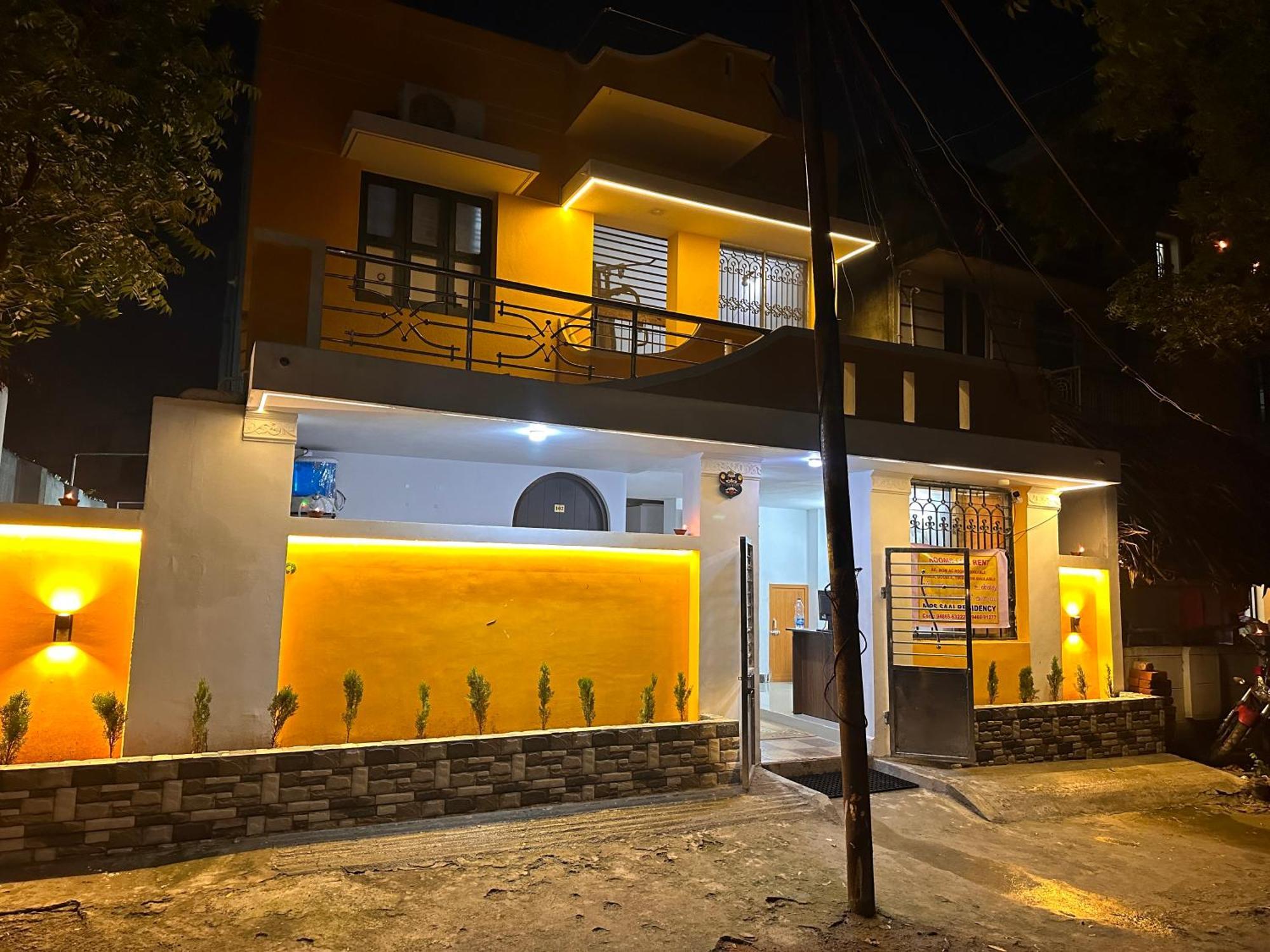 Mps Saai Residency Hotel Tiruvannamalai Exterior photo